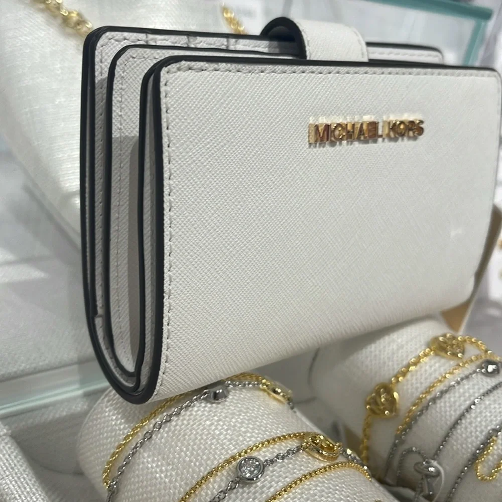 Michael Medium Crossgrain Leather Bifold Wallet Optic White NWT